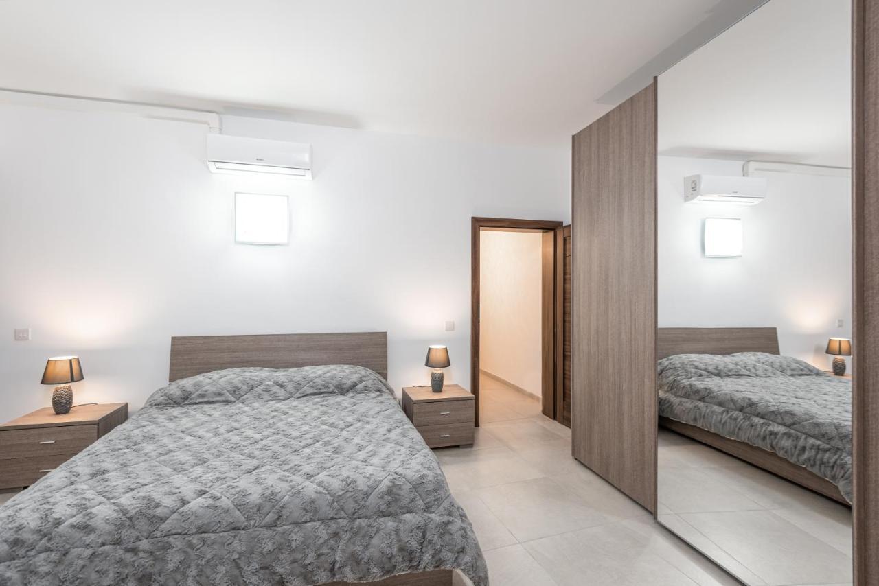 Seaview The Terraces 3 Bedroom Сейнт Полс Бей Екстериор снимка