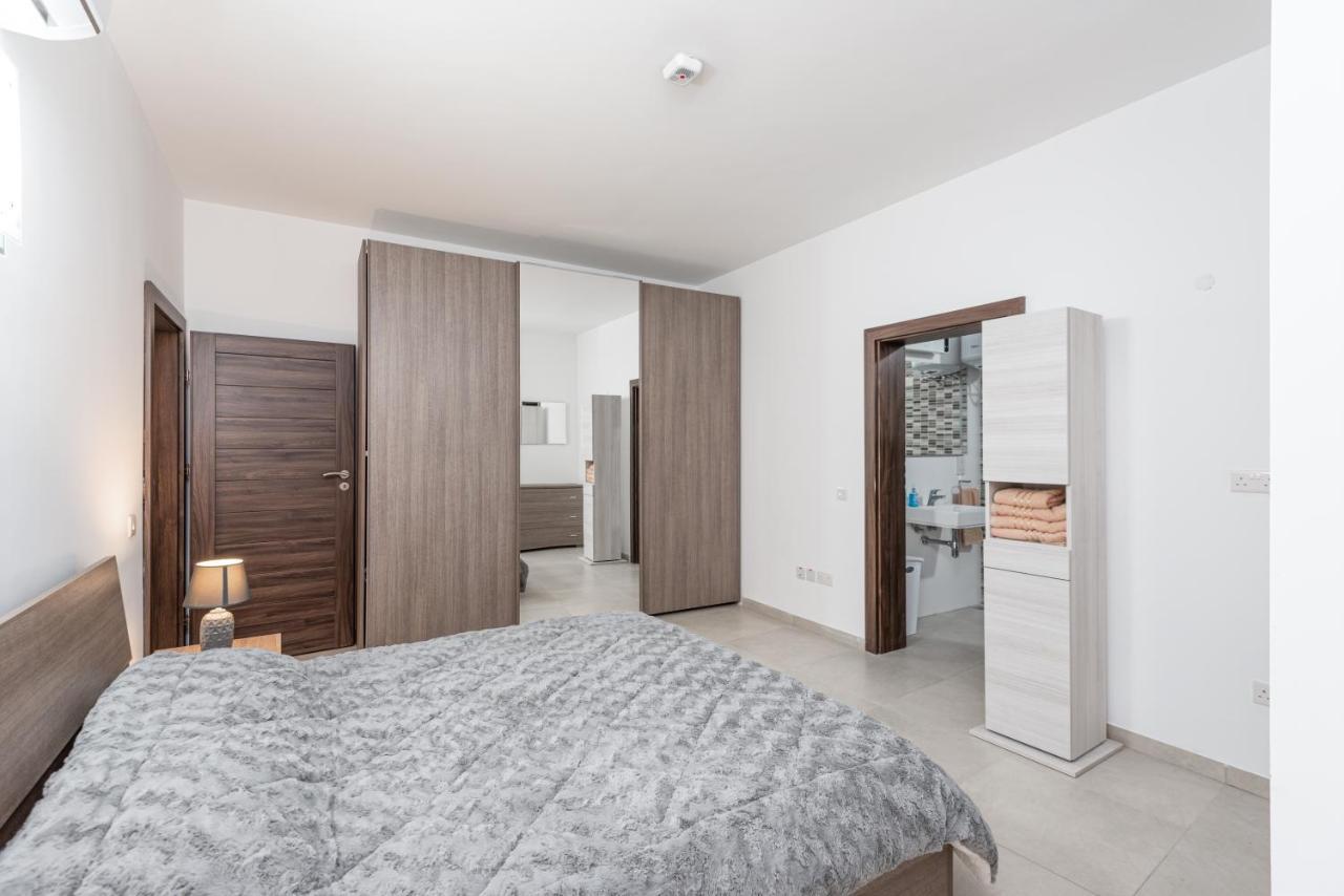 Seaview The Terraces 3 Bedroom Сейнт Полс Бей Екстериор снимка