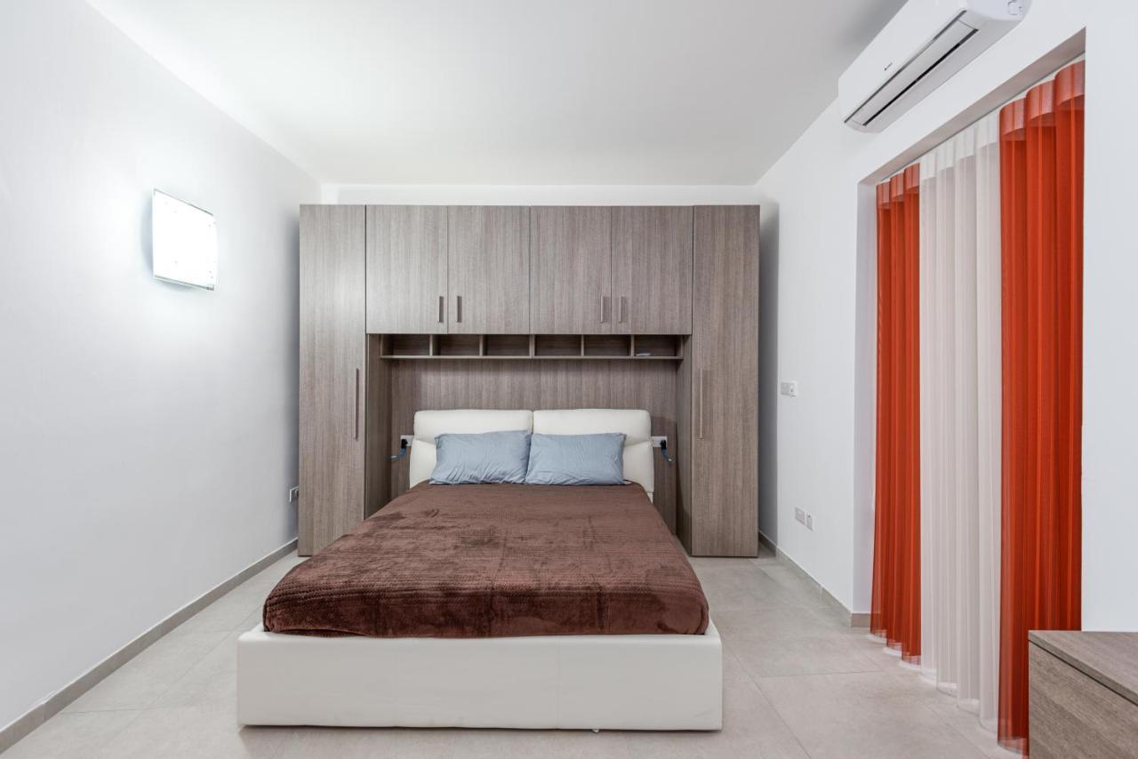 Seaview The Terraces 3 Bedroom Сейнт Полс Бей Екстериор снимка